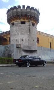 CASTLE-AND-LIMOUSINE.-SAN-JOSE-COSTA-RICA296272a4c7af3551.jpg