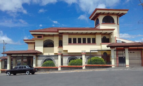 Mansion-de-LOS-POPOF-pavas-COSTA-RICA-LIMUSINA873d692ab10ddcb8.jpg