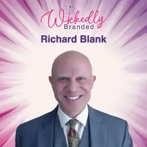 Spark-and-ignite-your-marketing-guest-educator-Richard-Blank-Costa-Ricas-Call-Center.5d25cafa7ea0eb3c.jpg