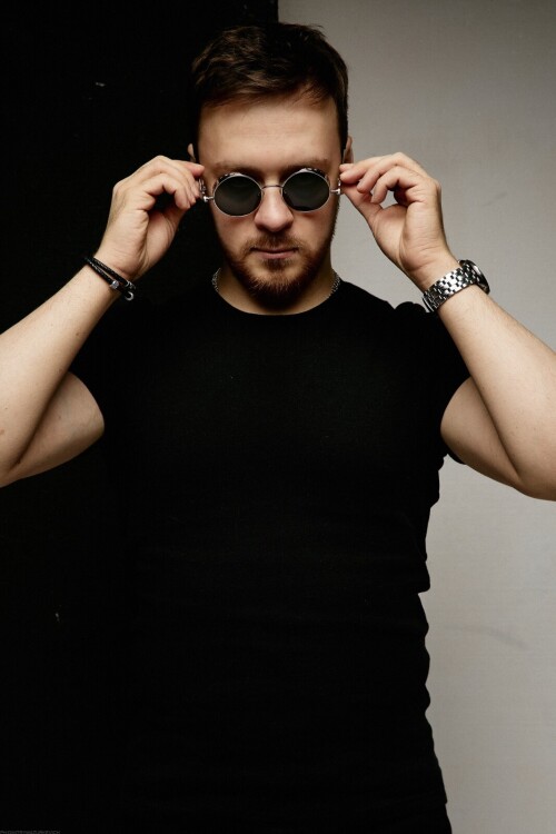 Oleg-Fishelev2d9845c8d99a1aa94.jpg